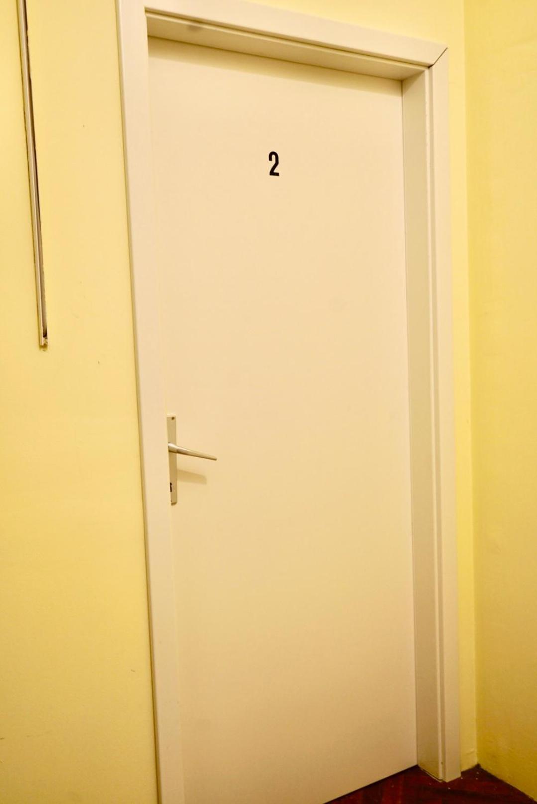 Schoepfwerk Hostel 10 Vienna Esterno foto